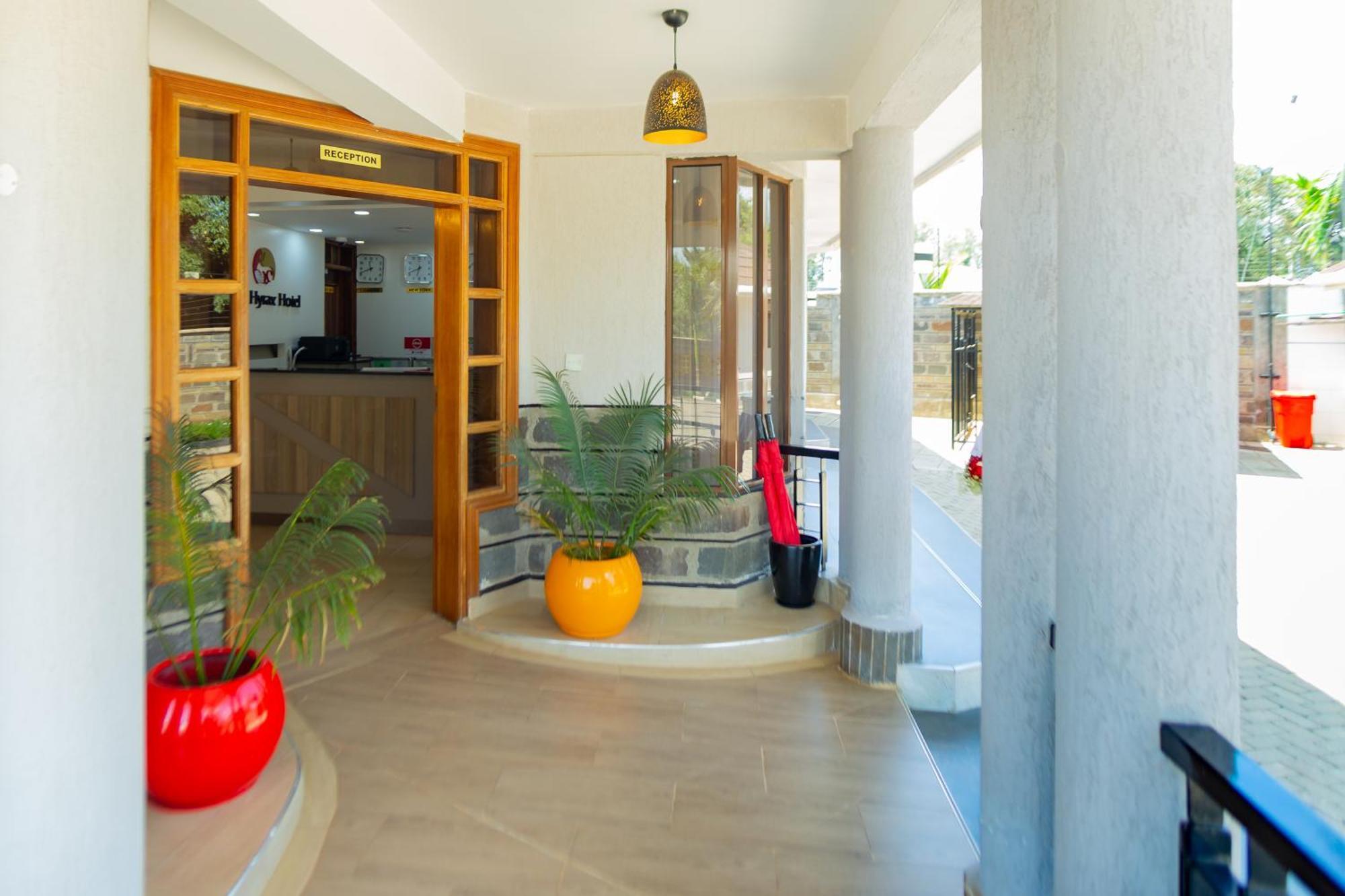 Rock Hyrax Hotel Nakuru Exterior foto